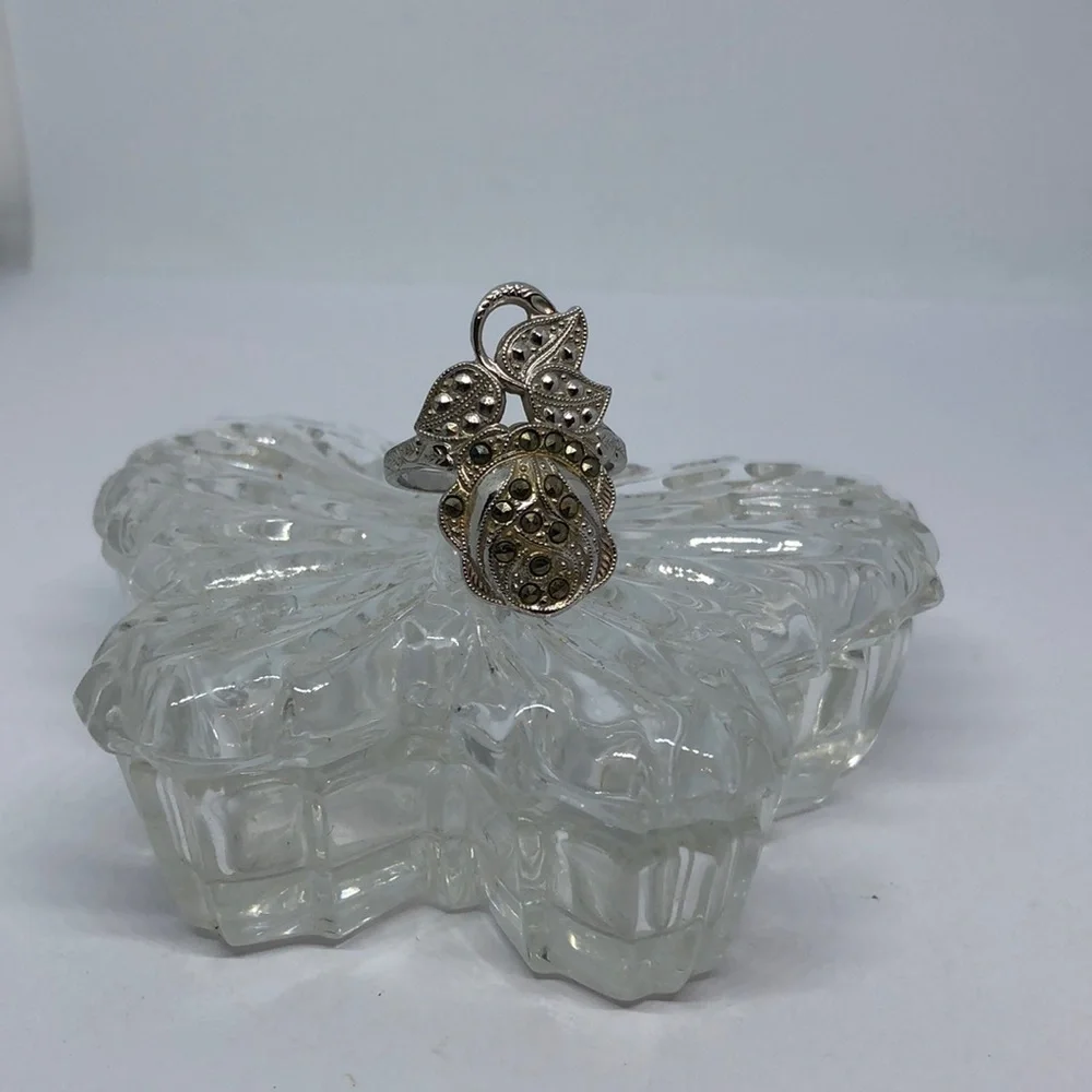 STERLING silver electroplated marcasite flower leaf ring sz 9 dressy costume